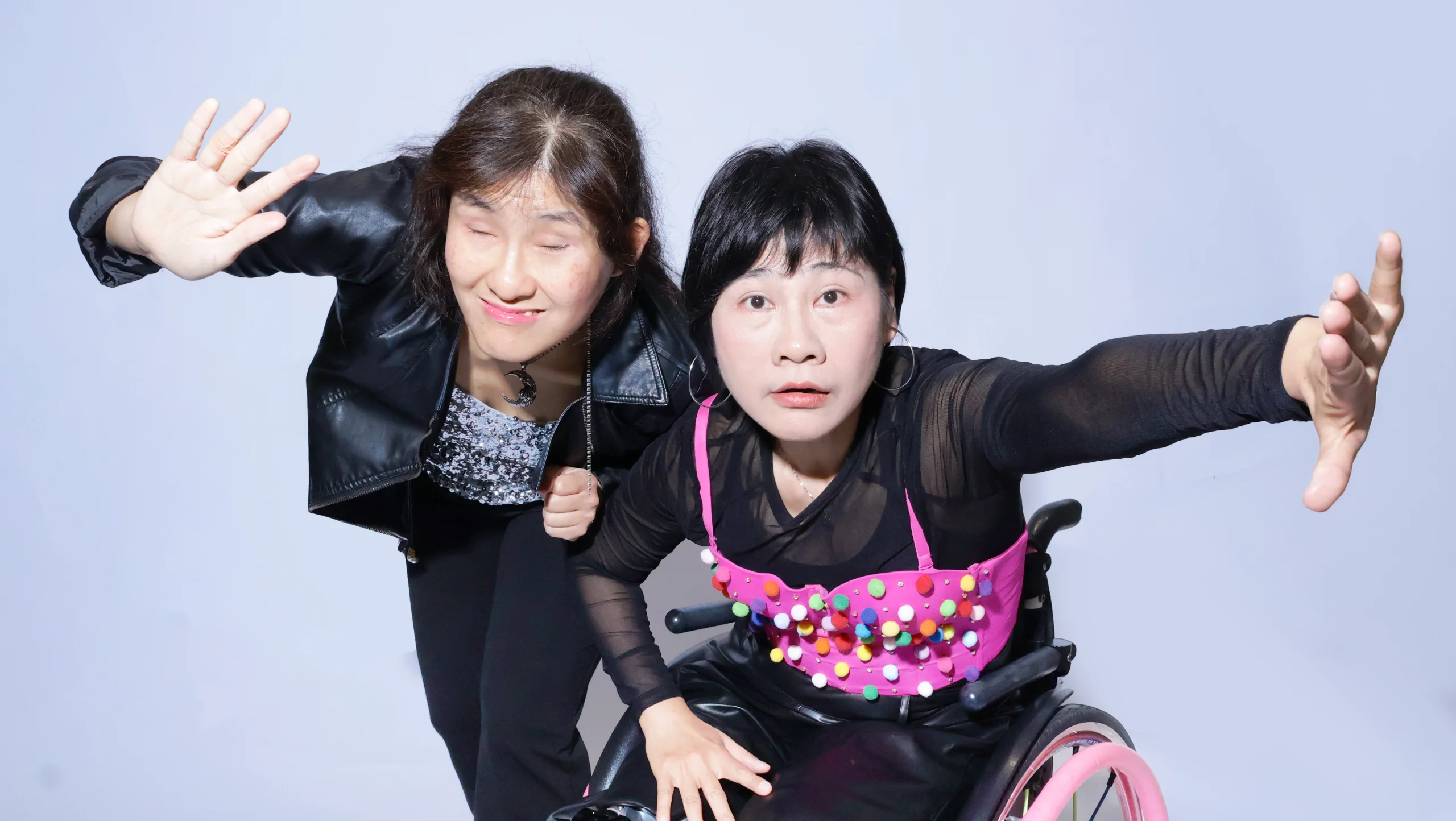 辣個瞎姊のグループ写真